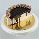 Chocolate Sprinkles Half Cake- 500 Gms